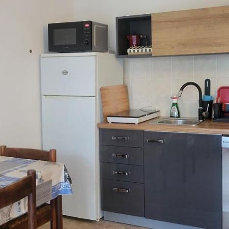 Apartmani Sonia Njivice Exteriör bild