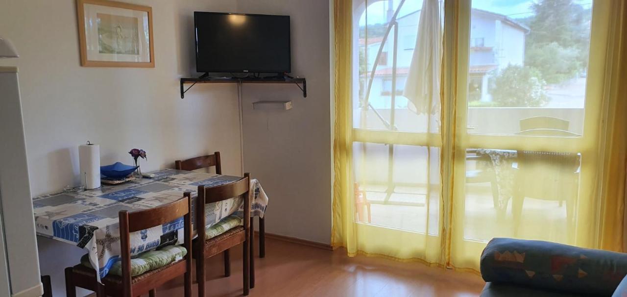 Apartmani Sonia Njivice Exteriör bild