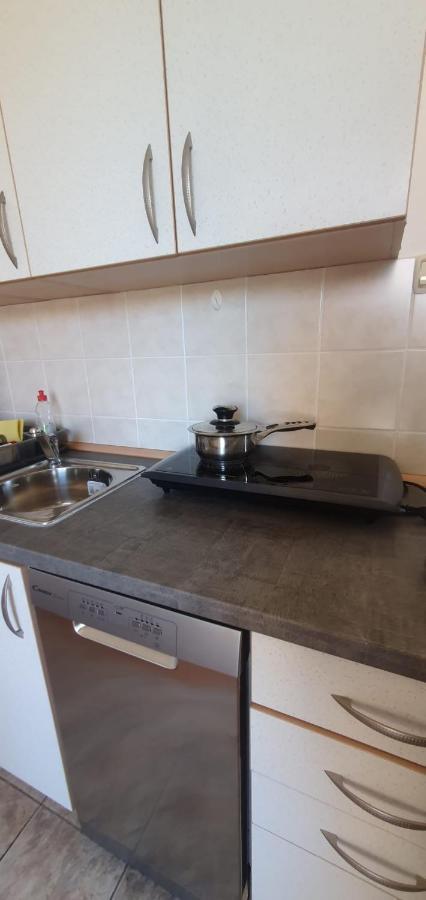 Apartmani Sonia Njivice Exteriör bild