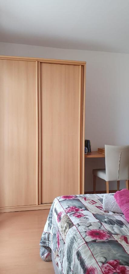 Apartmani Sonia Njivice Exteriör bild