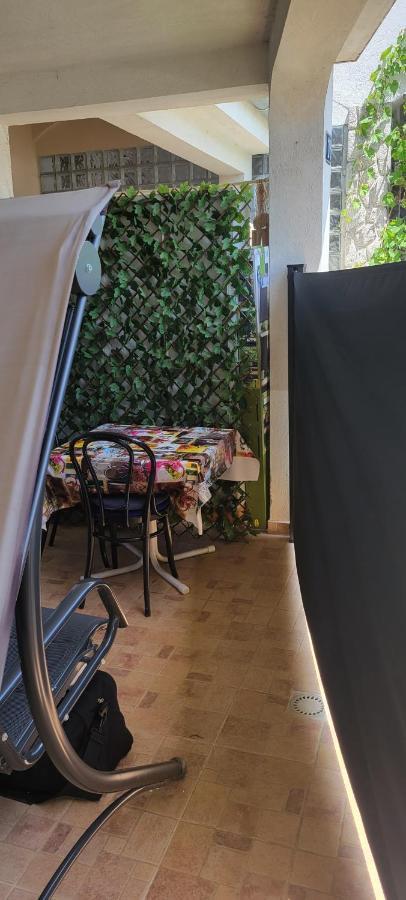 Apartmani Sonia Njivice Exteriör bild