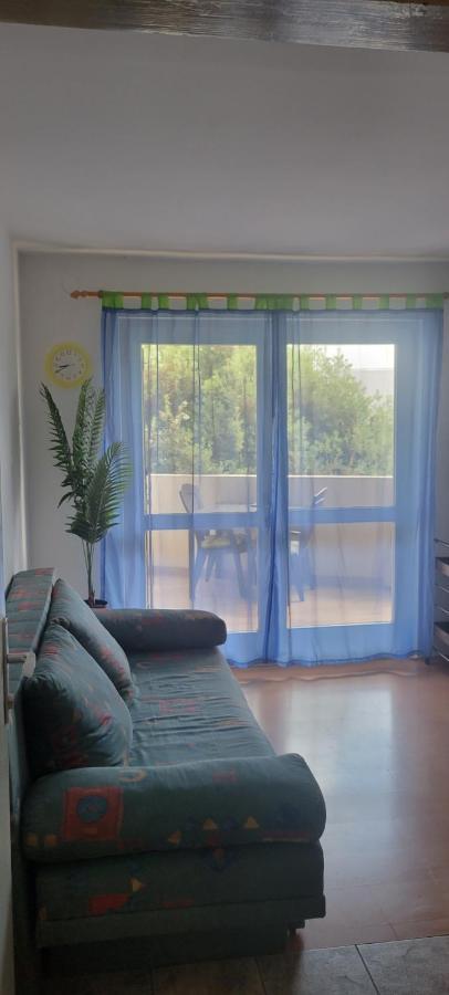 Apartmani Sonia Njivice Exteriör bild